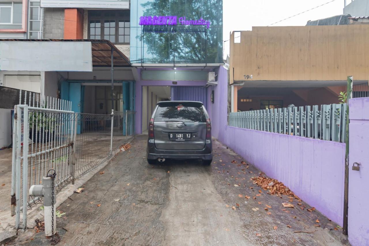 RedDoorz near Trans Studio Bandung 3 Bagian luar foto